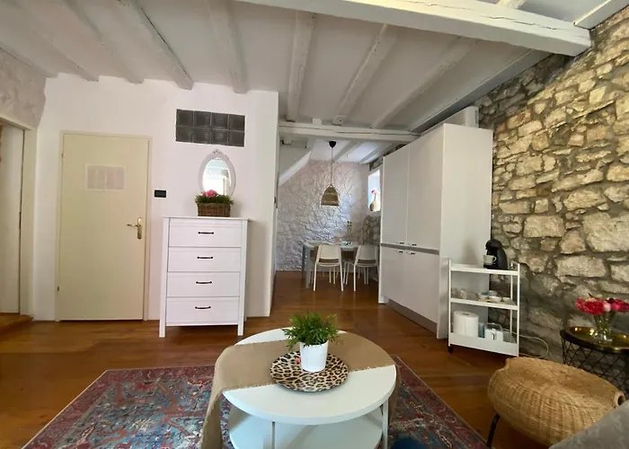 Διαμέρισμα Bianco Rosa *