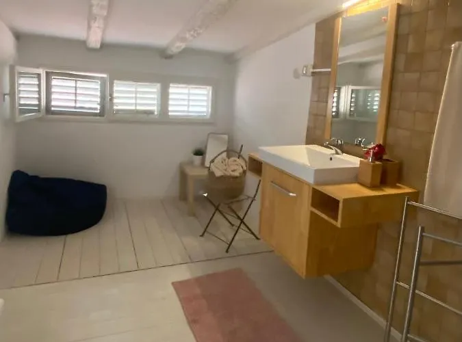 Διαμέρισμα Bianco Rosa Ρόβινι