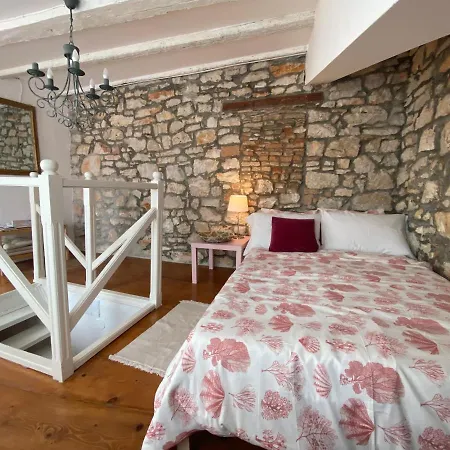 Bianco Rosa Apartman *