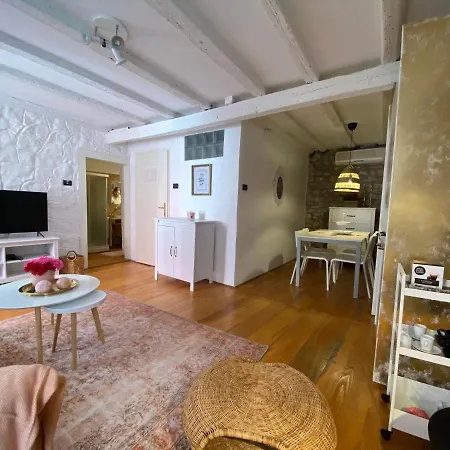 Bianco Rosa Apartman Rovinj